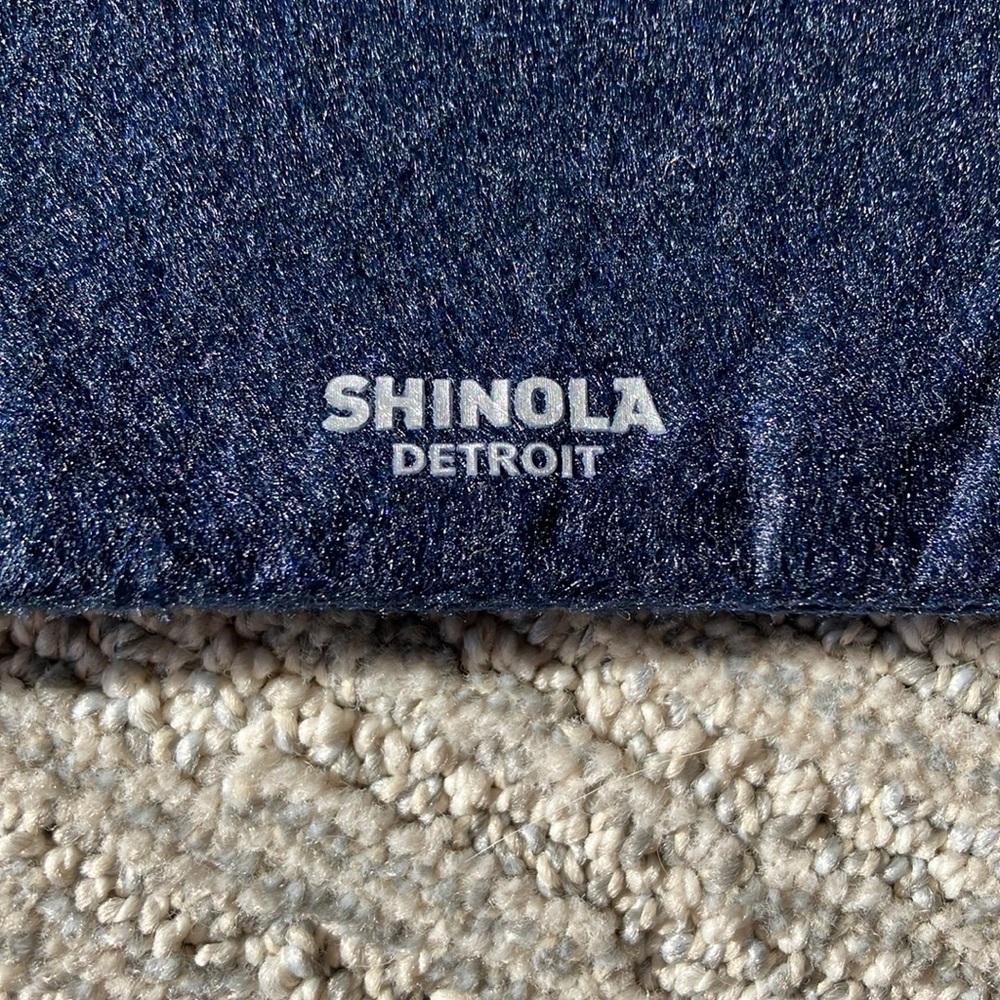 Shinola x American Airlines blue felt zip travel case - Picture 3 of 11